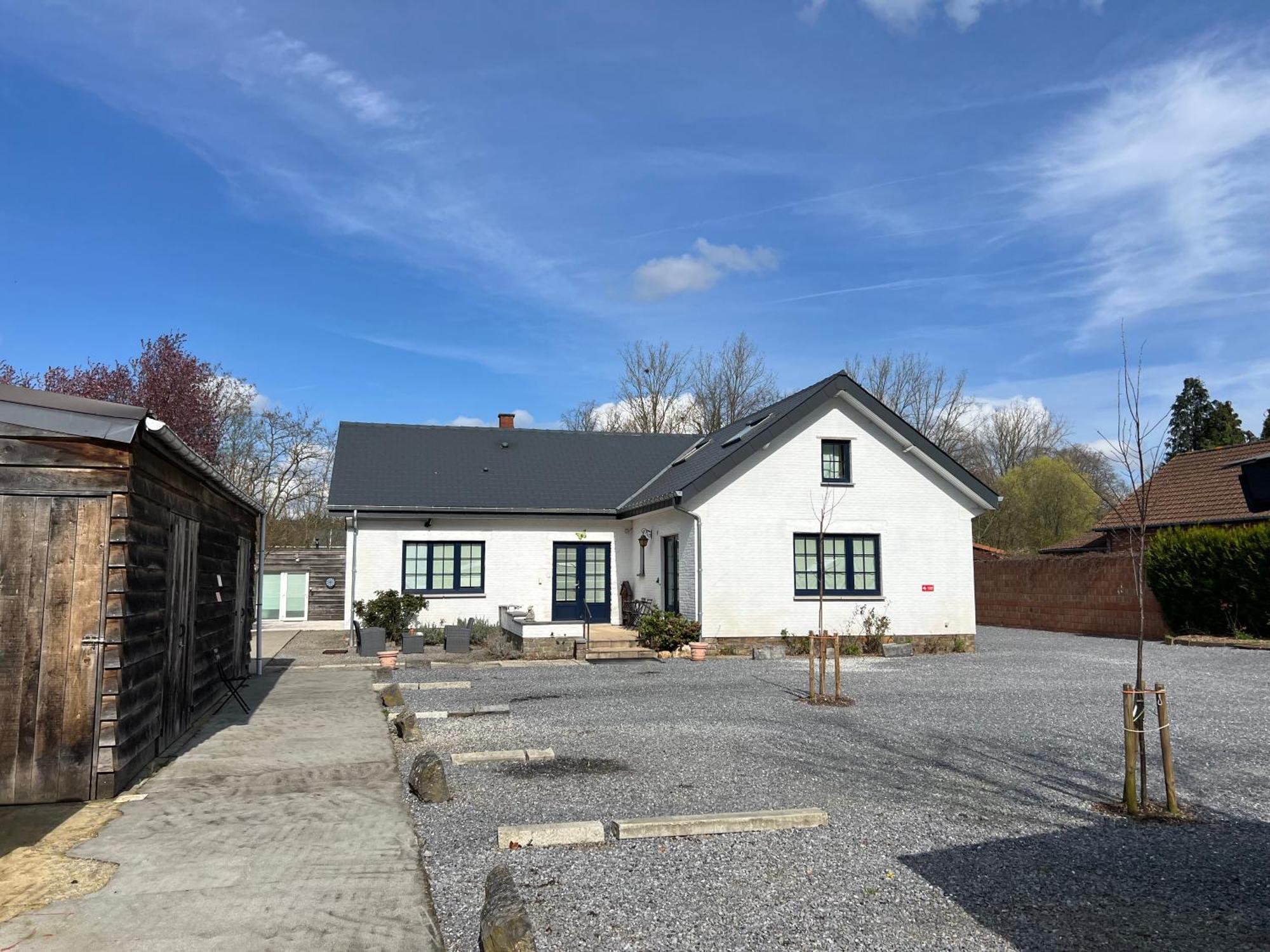 Dame Cerise Apartment Wavre Exterior foto